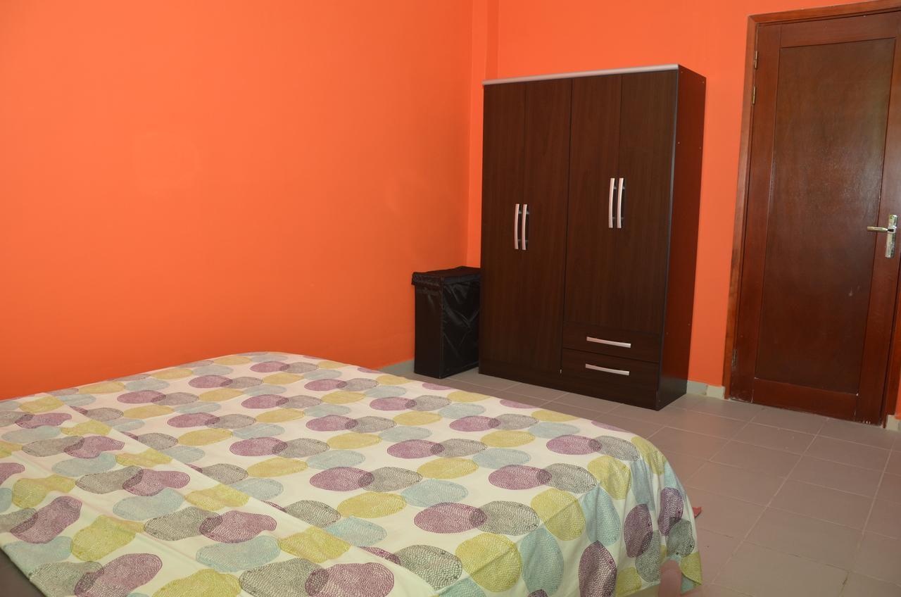 Le Buffle Noir Appart D'Hotes Douala Ngoại thất bức ảnh