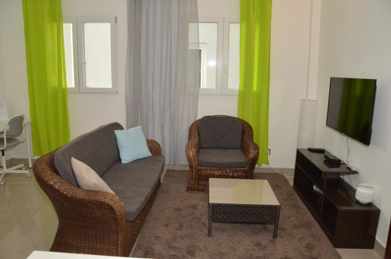 Le Buffle Noir Appart D'Hotes Douala Ngoại thất bức ảnh