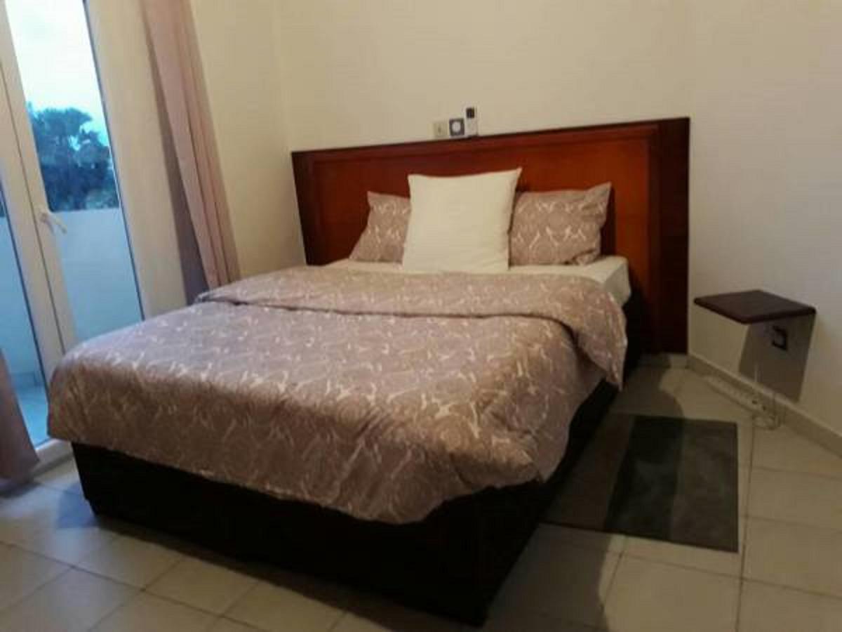 Le Buffle Noir Appart D'Hotes Douala Ngoại thất bức ảnh