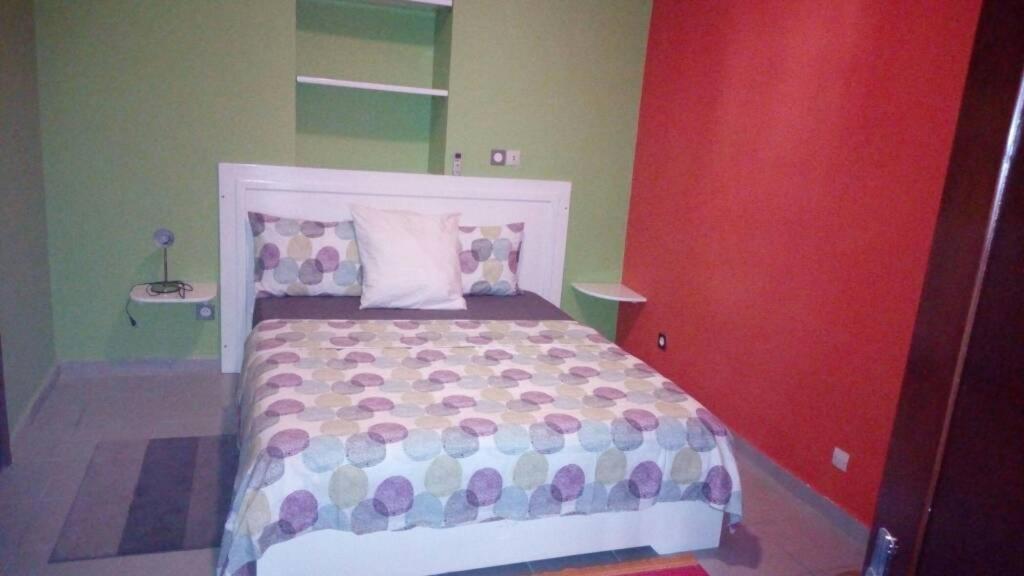 Le Buffle Noir Appart D'Hotes Douala Ngoại thất bức ảnh